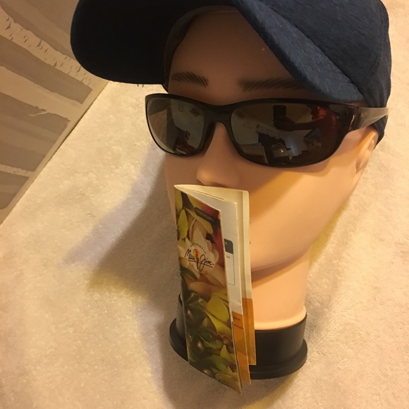 Maui Jim twin falls unisex sunglasses - Picture 3 of 7